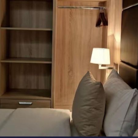 Hotel Garni Ideal Подгорица Экстерьер фото