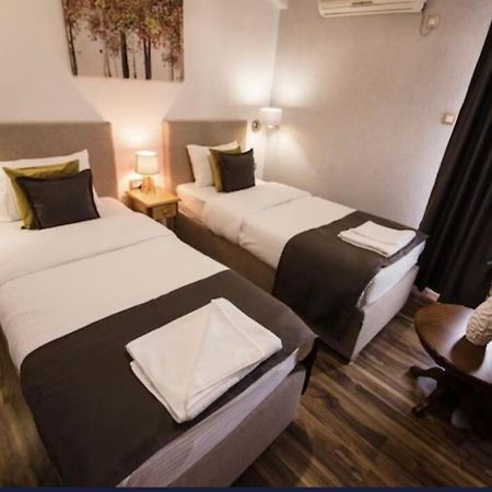 Hotel Garni Ideal Подгорица Экстерьер фото