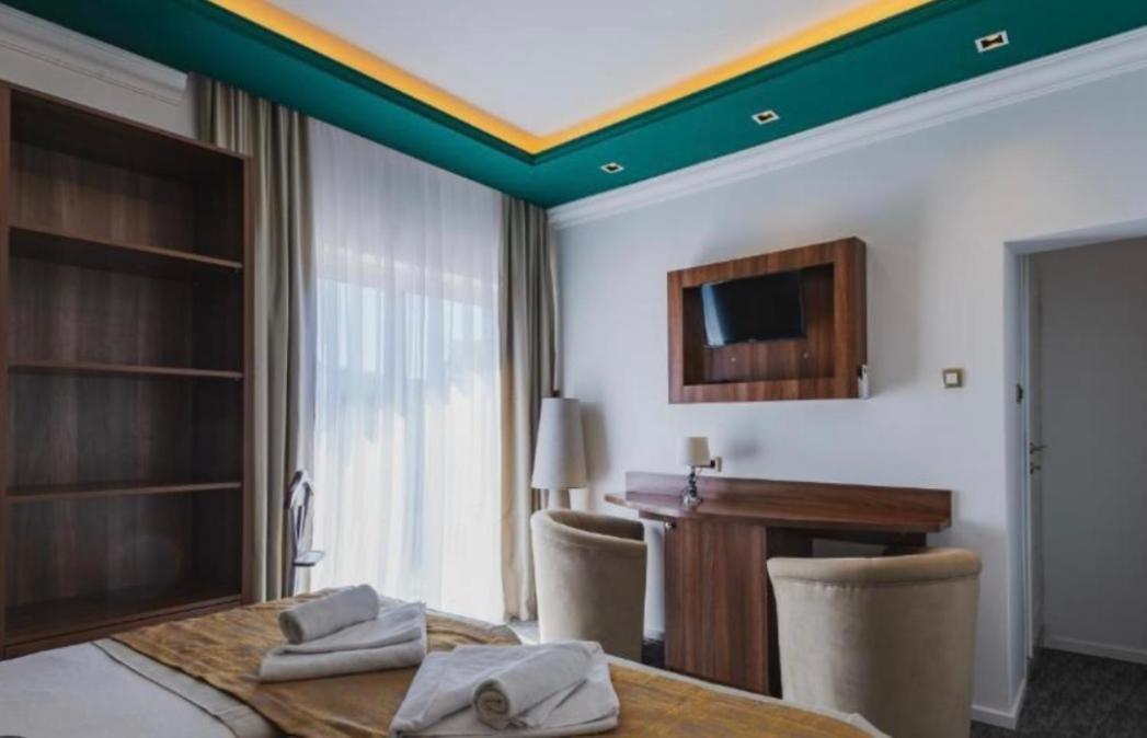 Hotel Garni Ideal Подгорица Экстерьер фото
