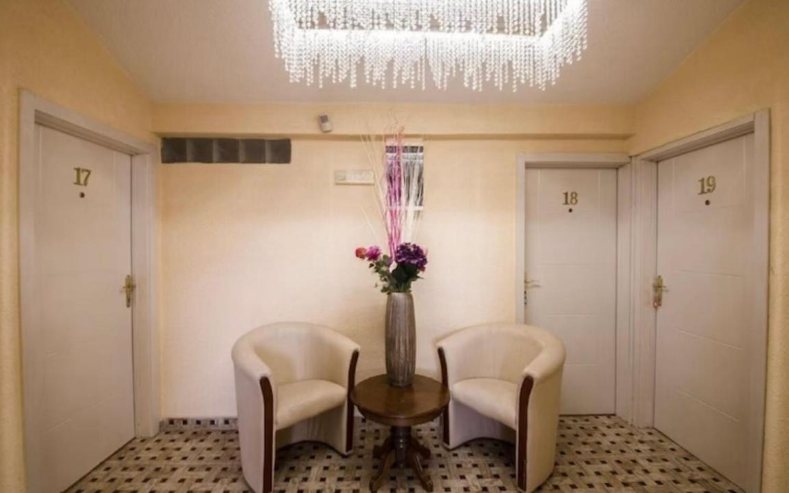 Hotel Garni Ideal Подгорица Экстерьер фото